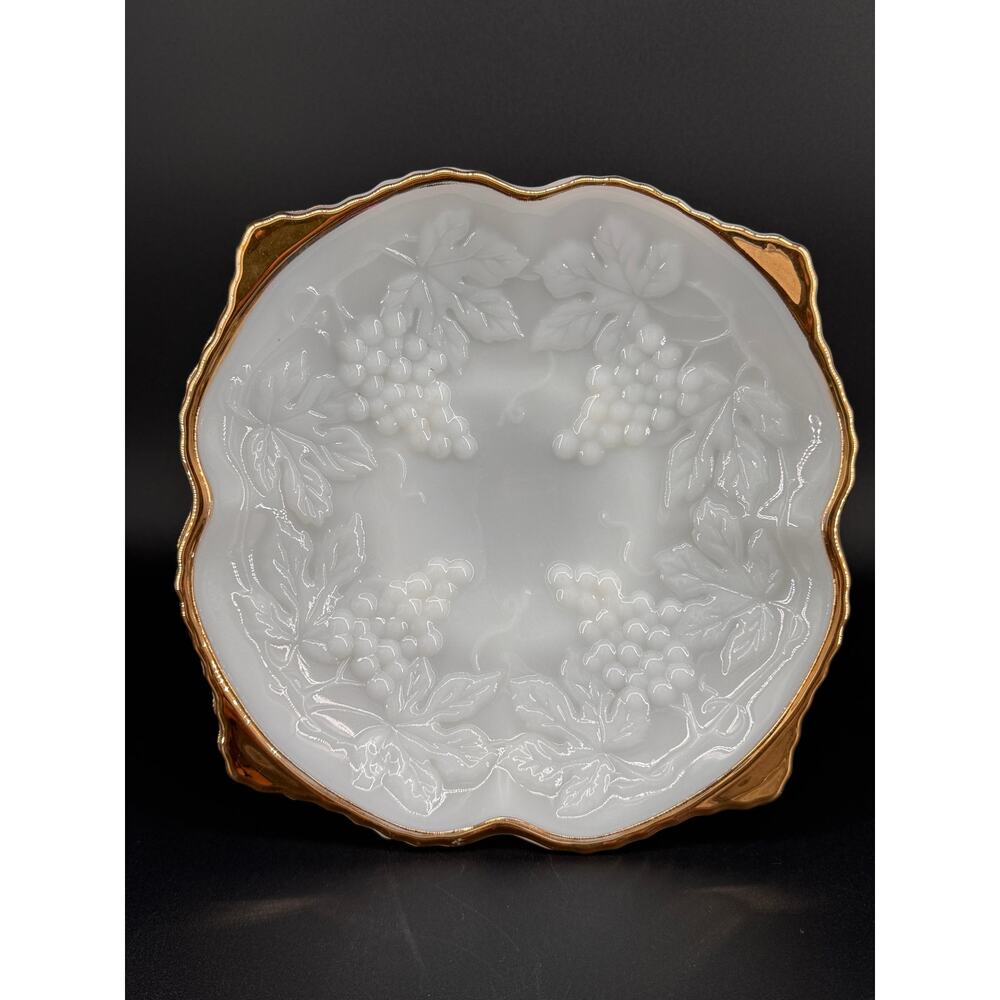 Anchor Hocking Milk Glass Grape Serving Bowl Gold Trim Scalloped Vintage Dish
